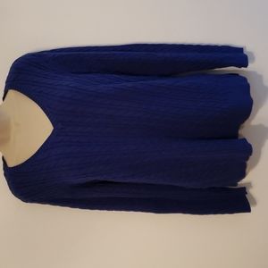 Croft & Barrow royal blue cable knit sweater size L.  Excellent condition
